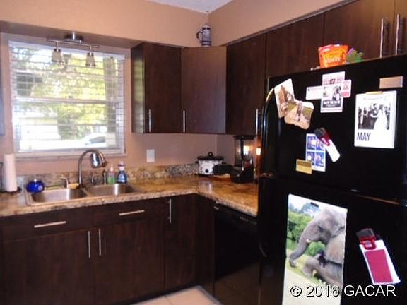 3rd image of 2260 NW 38th Ave