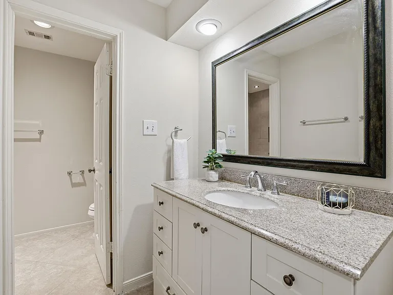 14121 Lost Meadow Ln — Photo 29