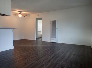 176 Cecil Pl #B, Costa Mesa, CA 92627