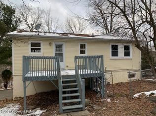 12304 Havenwood Dr, East Stroudsburg, PA 18302
