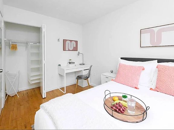 5th image of 190 E 7th St APT 518