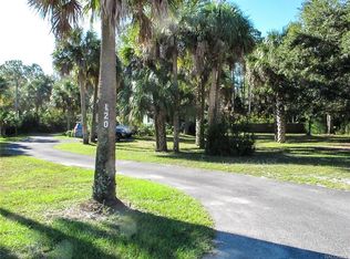 120 Marjorie Ave, Inglis, FL 34449