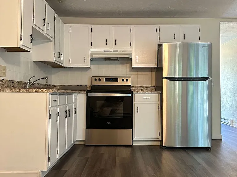 Westland Meadows — Photo 10