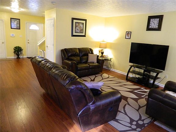 4th image of 11551 Congressional Ln