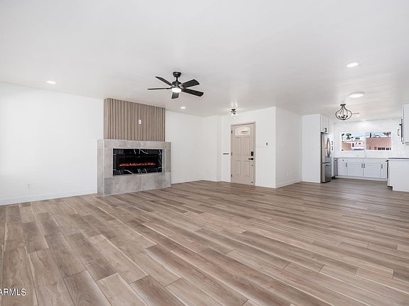 2nd image of 7662 E MEADOWBROOK Avenue