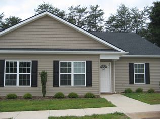 207 Mountain Gap Rd, Taylors, SC 29687