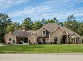 1710 Country Club Dr, Crosby, TX 77532