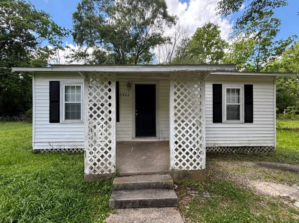 3922 Wiggins Dr, Mobile, AL 36605