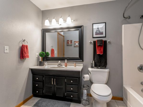 4300 W Brookview Ter