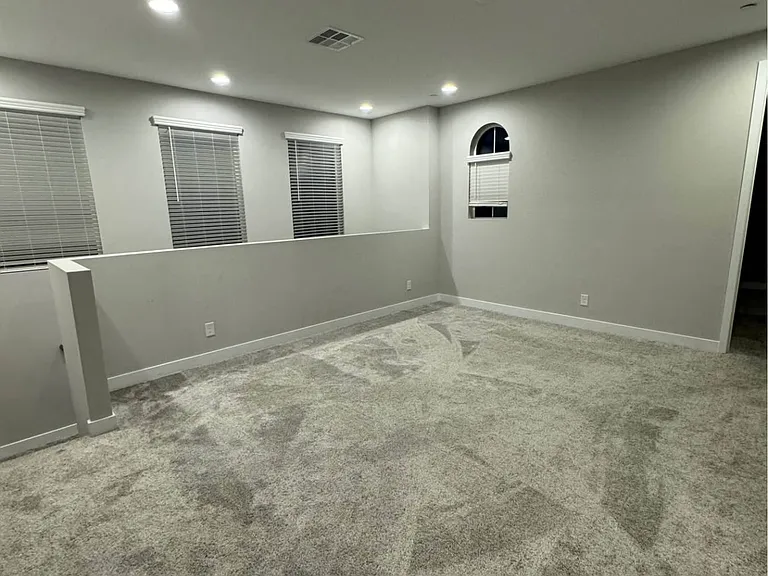 10620 Carnes Ave — Photo 11