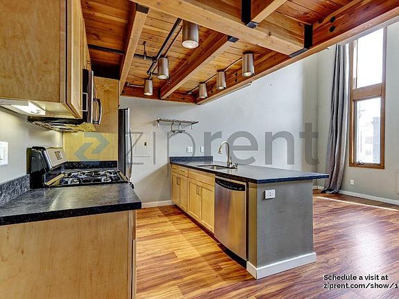 2nd image of 380 10th St Unit 2