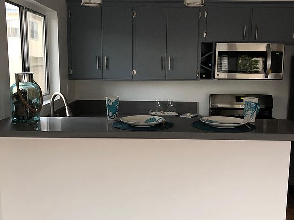 5th image of 800 Esplanade APT 1