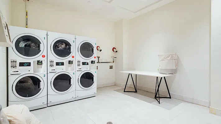 Rented by Nooklyn NYC LLC | media 63