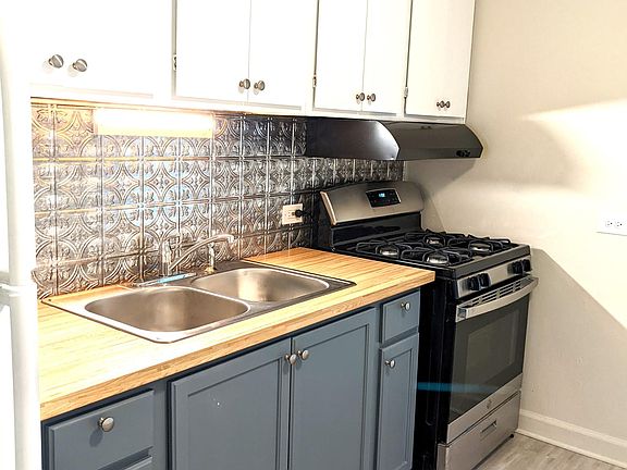 2nd image of 2149 119th St #2N