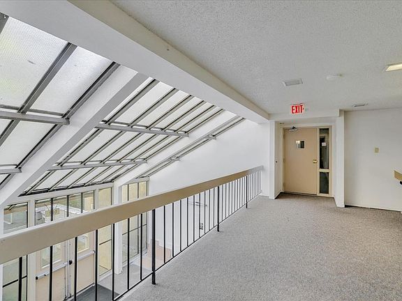 3rd image of 980 Kiely Blvd Unit 207
