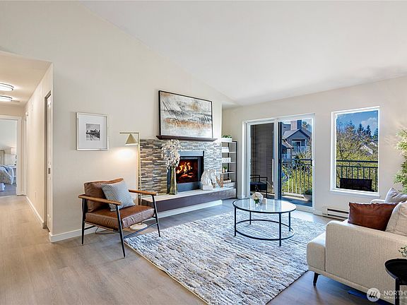 4th image of 12303 Harbour Pointe Boulevard #EE304