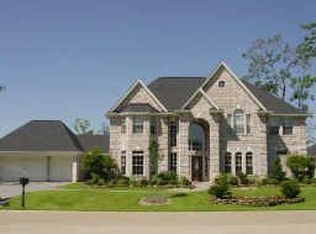 901 Shady Bend Ln, Friendswood, TX 77546