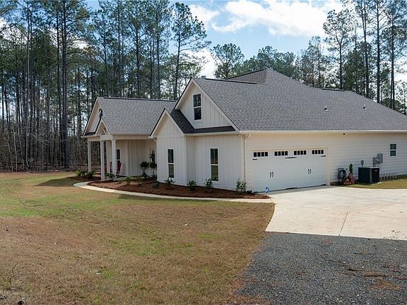 4th image of 9054 Lee Road 158