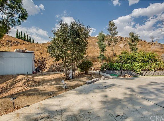 4th image of 7597 Canyon Terrace Dr