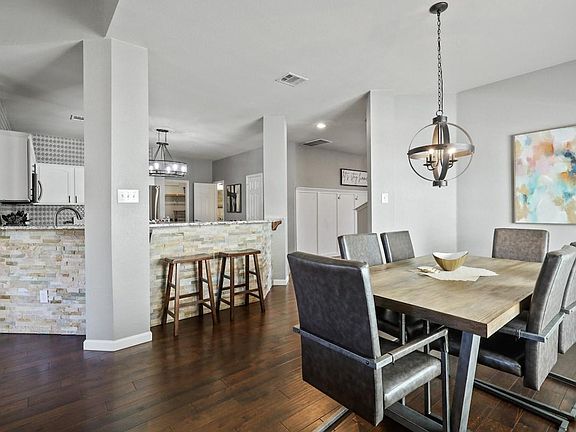 5th image of 9704 Hedge Bell Dr #Id1036298p