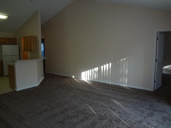 3rd image of 27 Ryarbor Dr #A