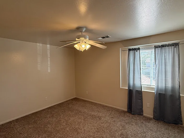 142 W Reese Ave — Photo 8