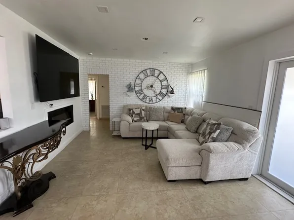 15121 NW 29th Ave, Miami Gardens, FL 33054