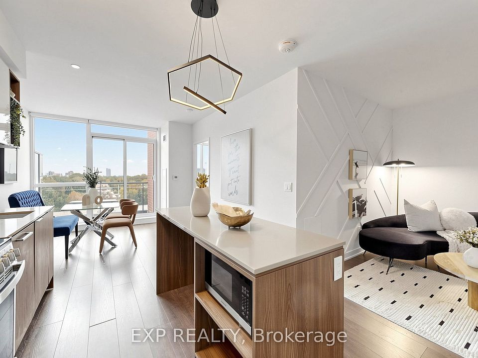 1st image of 31 Tippett Rd #611