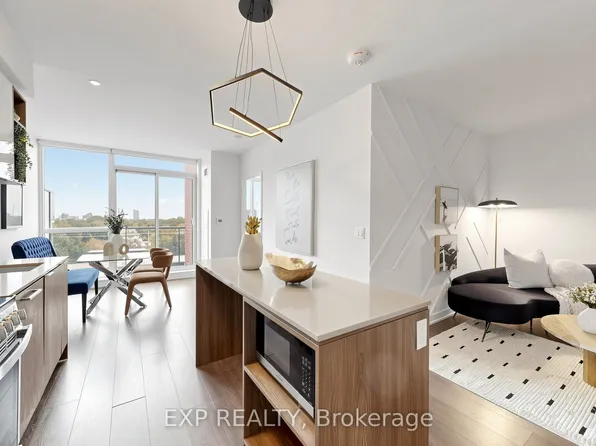 31 Tippett Rd #611, Toronto, ON M3H 0C8
