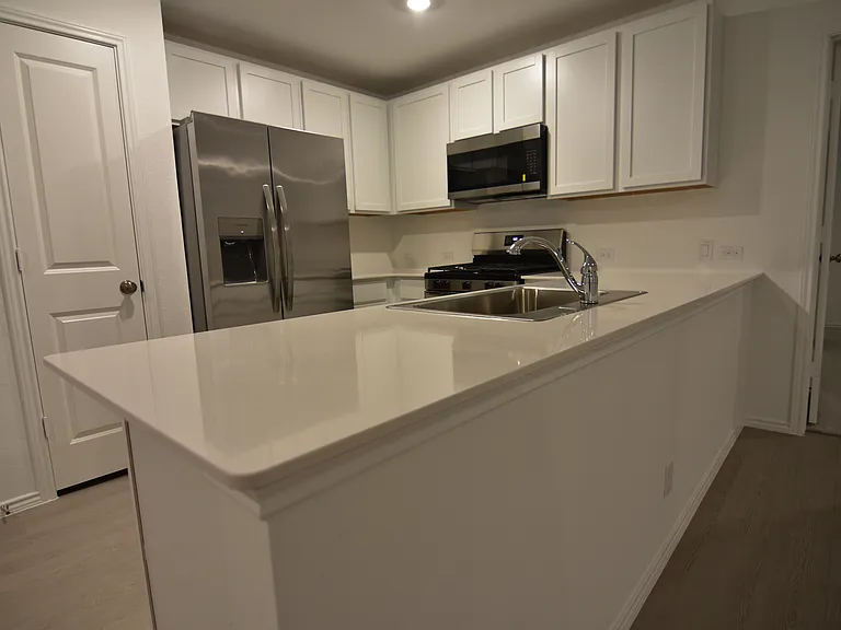 409 Keefer Ln — Photo 9