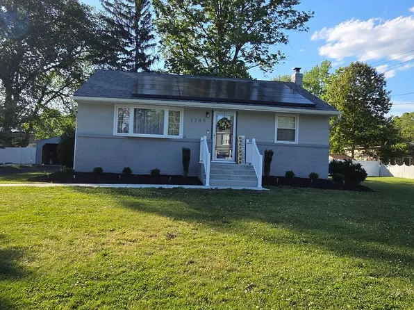 1309 Pine Ave, Voorhees, NJ 08043
