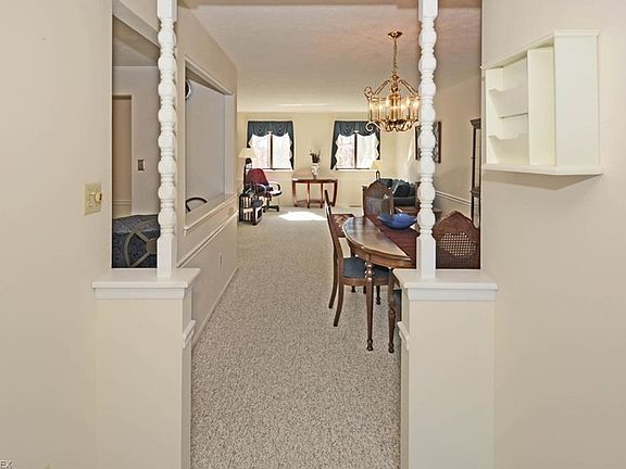 4th image of 121 Kimrose Ln #121