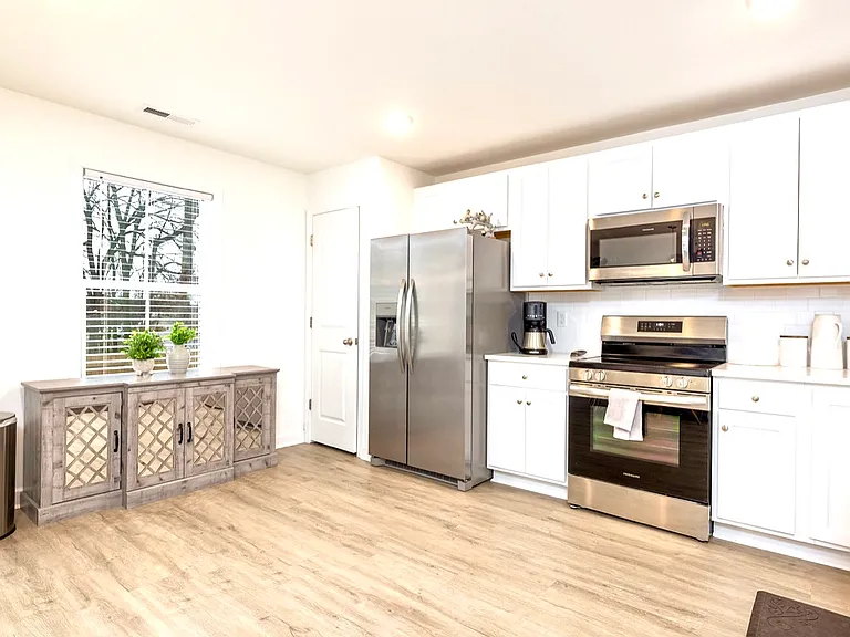 237 Hudson Dr — Photo 42