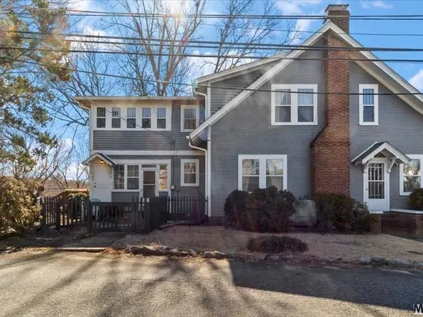 321 N Marshall St, Chase City, VA 23924