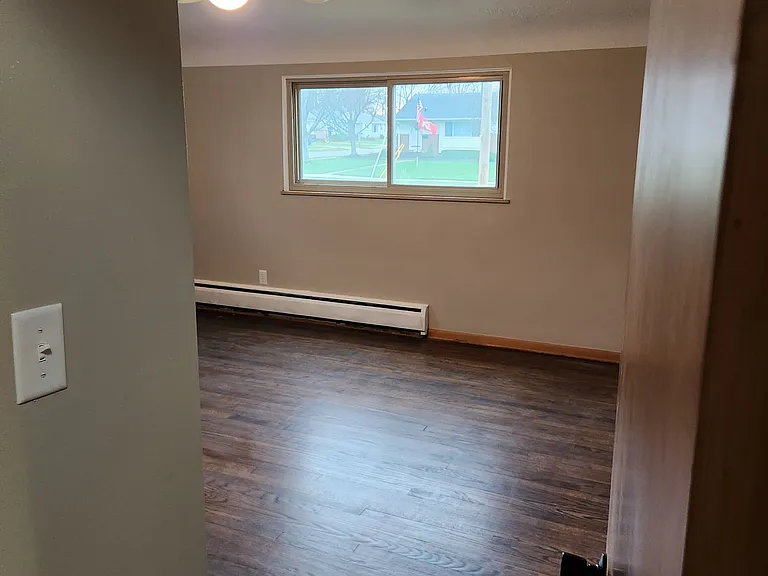 589 Woodlane Dr — Photo 23