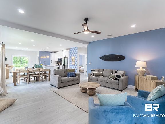 2nd image of 8205 Carmel Cir