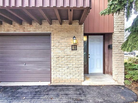 3rd image of 1250 Limeridge Rd E #43