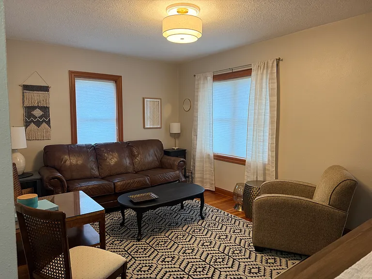 221 E Minnesota St — Photo 10