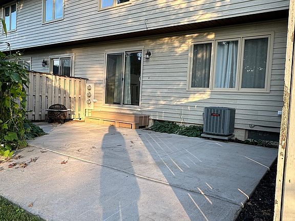 4th image of 3632 Cedarwood Ct