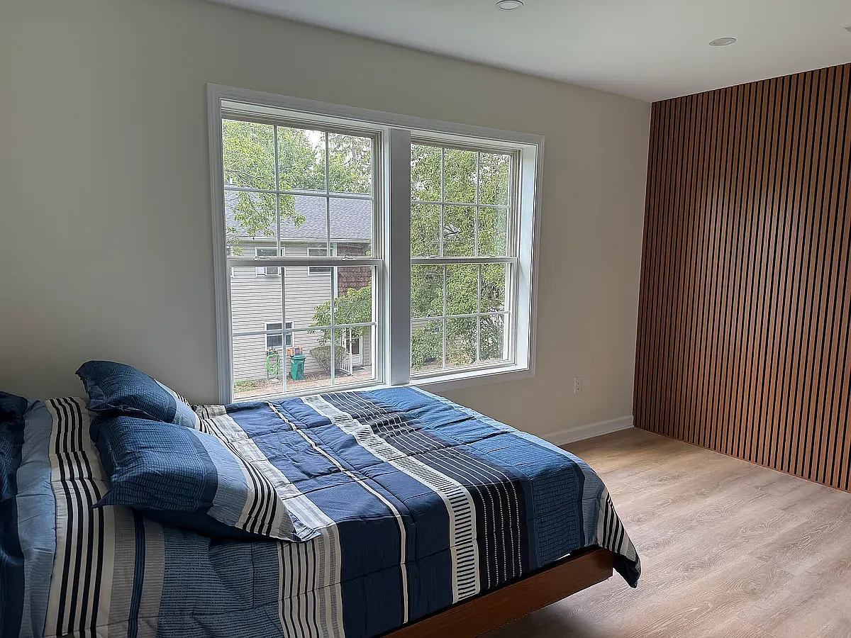 4 bed, 3360 sqft, $850 — Photo 2
