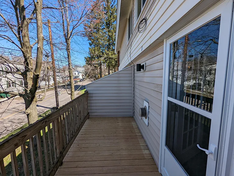 562 S Willard St — Photo 15