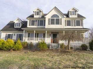 40 Ridge Rd, Marlboro, NY 12542