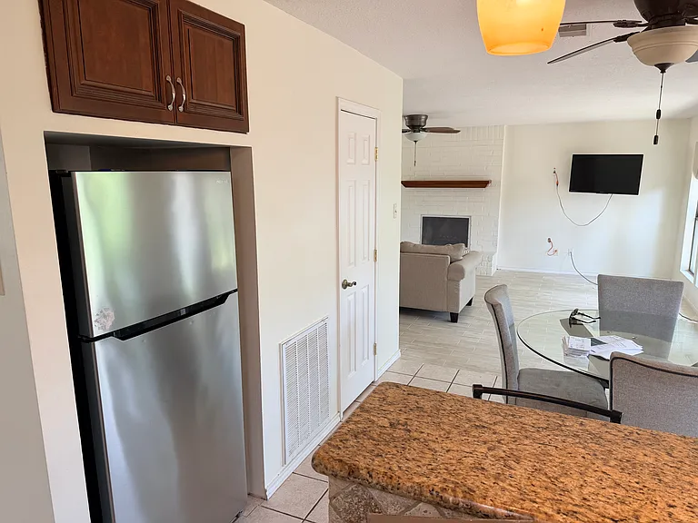 7019 Wyoma Trl — Photo 8