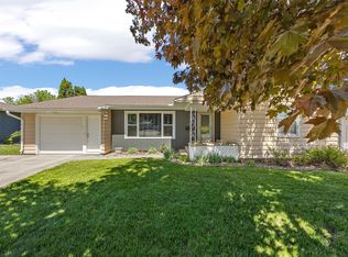 1214 Staub Ct NE, Cedar Rapids, IA 52402