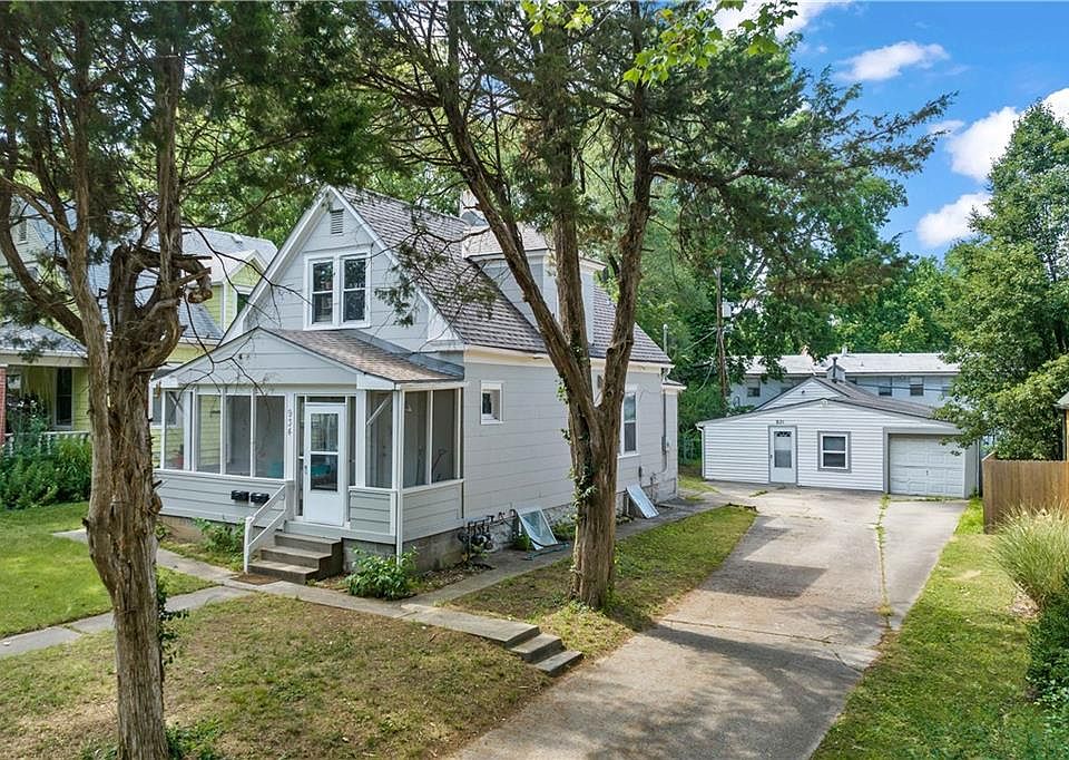1st image of 934-936 W 42nd St