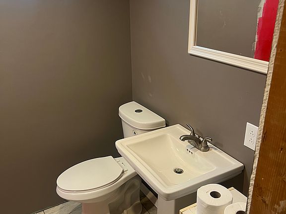 2nd image of 1324 Welcome Ave N