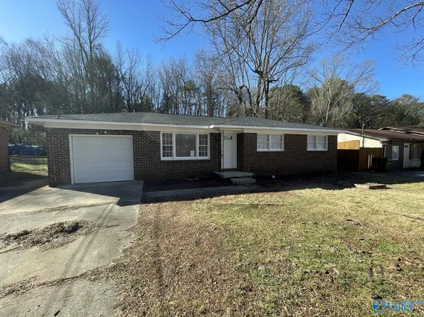 4708 Lumary Dr NW, Huntsville, AL 35810