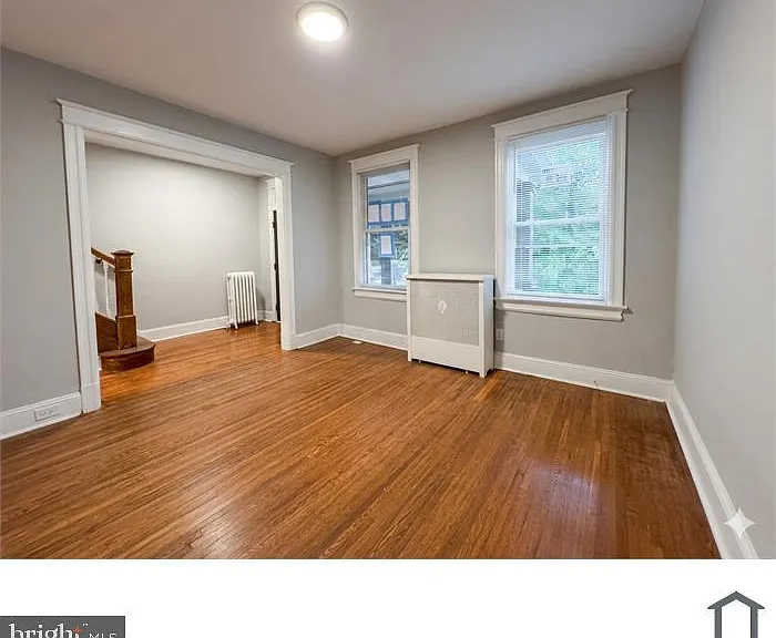 303 Webster St NW — Photo 2