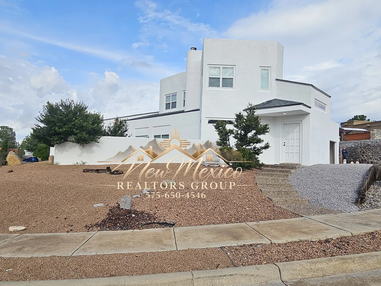3 bed, 2335 sqft, $2,250 — Photo 1