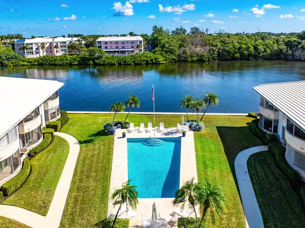 725 Palm Trail #10, Delray Beach, FL 33483